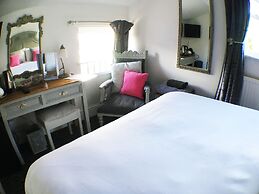 Hillside Bed & Breakfast