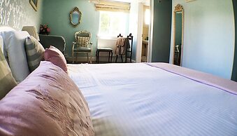 Hillside Bed & Breakfast