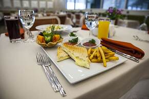 Hm Commerce Hotel