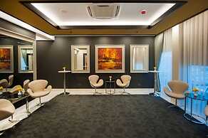 Hm Commerce Hotel