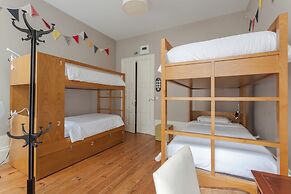 Being Porto Hostel