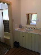 Auberge La Coudriere-Cool Hotel