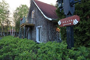 Auberge La Coudriere-Cool Hotel