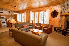 Gunflint Lodge & Outfitters