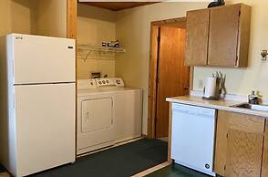 Gunflint Lodge & Outfitters