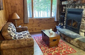 Gunflint Lodge & Outfitters
