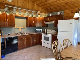 Gunflint Lodge & Outfitters