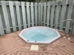 Gunflint Lodge & Outfitters