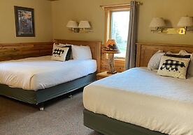 Gunflint Lodge & Outfitters