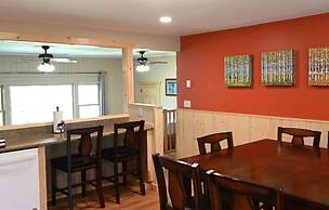 Gunflint Lodge & Outfitters