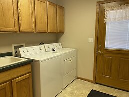 Gunflint Lodge & Outfitters