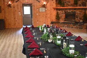 Gunflint Lodge & Outfitters