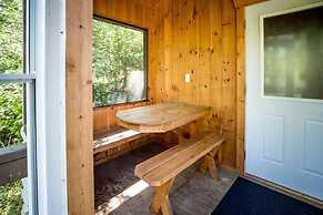 Gunflint Lodge & Outfitters