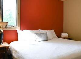 Gunflint Lodge & Outfitters