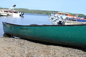 Gunflint Lodge & Outfitters