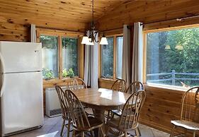 Gunflint Lodge & Outfitters