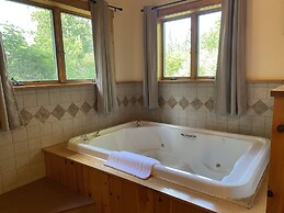 Gunflint Lodge & Outfitters