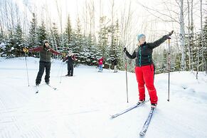 Gunflint Lodge & Outfitters