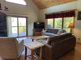 Gunflint Lodge & Outfitters