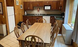 Gunflint Lodge & Outfitters