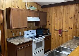 Gunflint Lodge & Outfitters