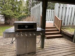 Gunflint Lodge & Outfitters