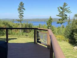 Gunflint Lodge & Outfitters