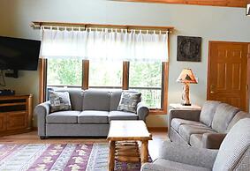 Gunflint Lodge & Outfitters