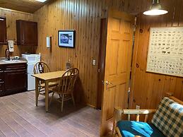 Gunflint Lodge & Outfitters