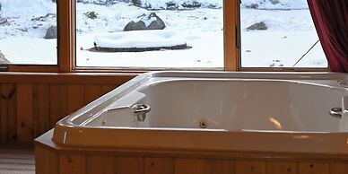 Gunflint Lodge & Outfitters