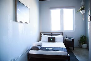 Nomada Urban Beach Hostel - Adults Only