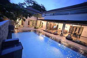 Villa Navin Premier Pool Villa