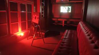 Alpha Gay Resort & Spa - Men Only