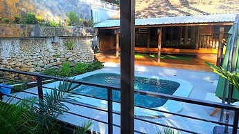 Alpha Gay Resort & Spa - Men Only