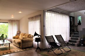 e-stay Hanthana Kandy