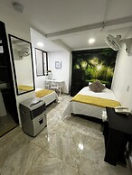 Lleras Premium Hotel