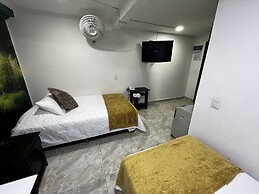 Lleras Premium Hotel