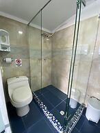 Lleras Premium Hotel