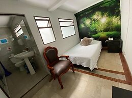 Lleras Premium Hotel