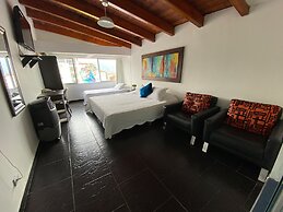 Lleras Premium Hotel