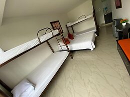 Lleras Premium Hotel