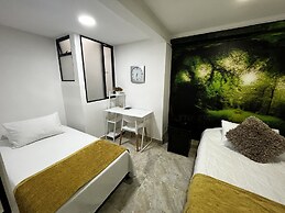 Lleras Premium Hotel