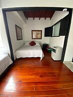 Lleras Premium Hotel