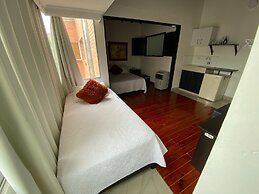 Lleras Premium Hotel