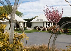 Silverstream Alpaca Farmstay and Tour