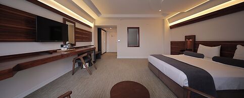 Karpalas City Hotel & Spa