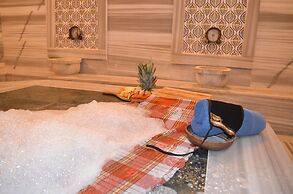 Karpalas City Hotel & Spa