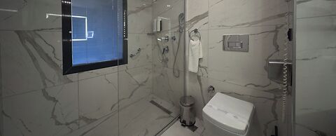 Karpalas City Hotel & Spa
