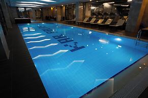 Karpalas City Hotel & Spa