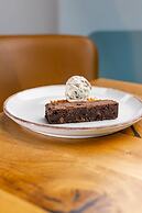 Plum and Partridge Inn